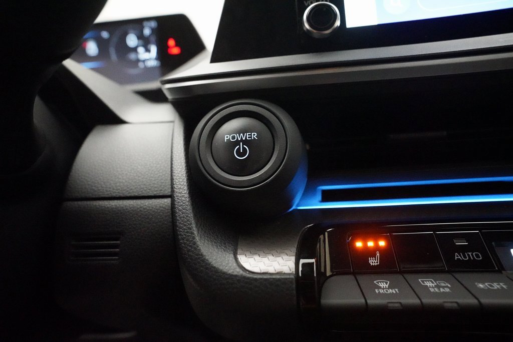 Used 2023 Toyota Prius Limited image 30