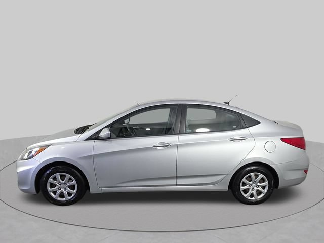 Used 2012 Hyundai Accent GLS FWD image 13