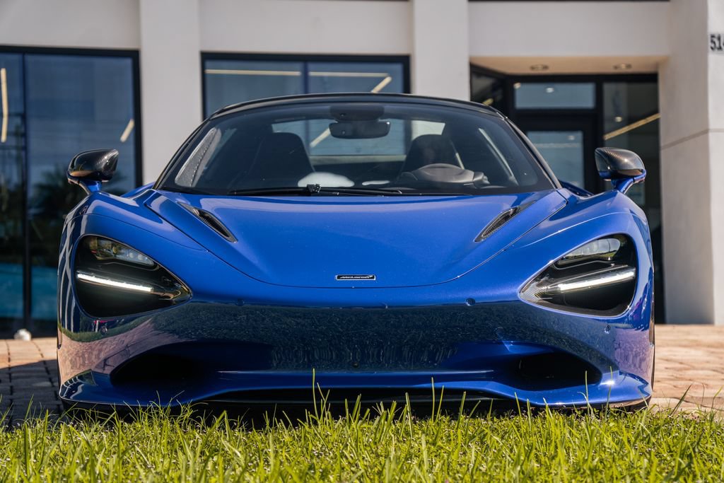 Used 2024 McLaren 750S Spider RWD image 8