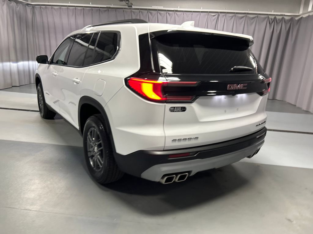 Used 2025 GMC Acadia Elevation image 5