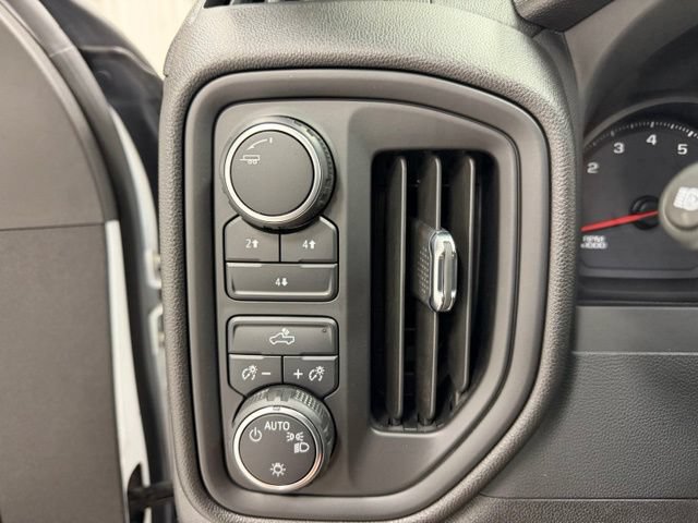 Certified 2024 Chevrolet Silverado 2500 Custom w/ Custom Convenience Package AWD/4WD image 15