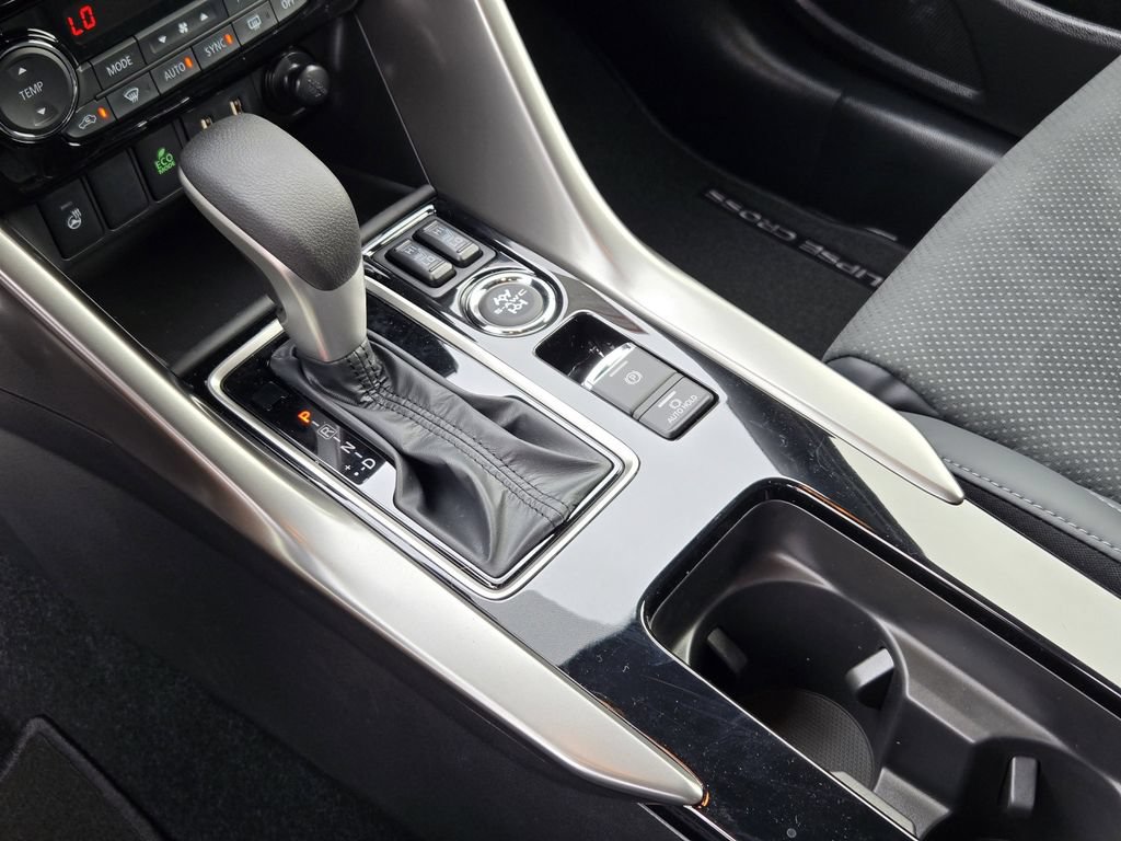 Used 2026 Mitsubishi Eclipse Cross SE AWD/4WD image 16