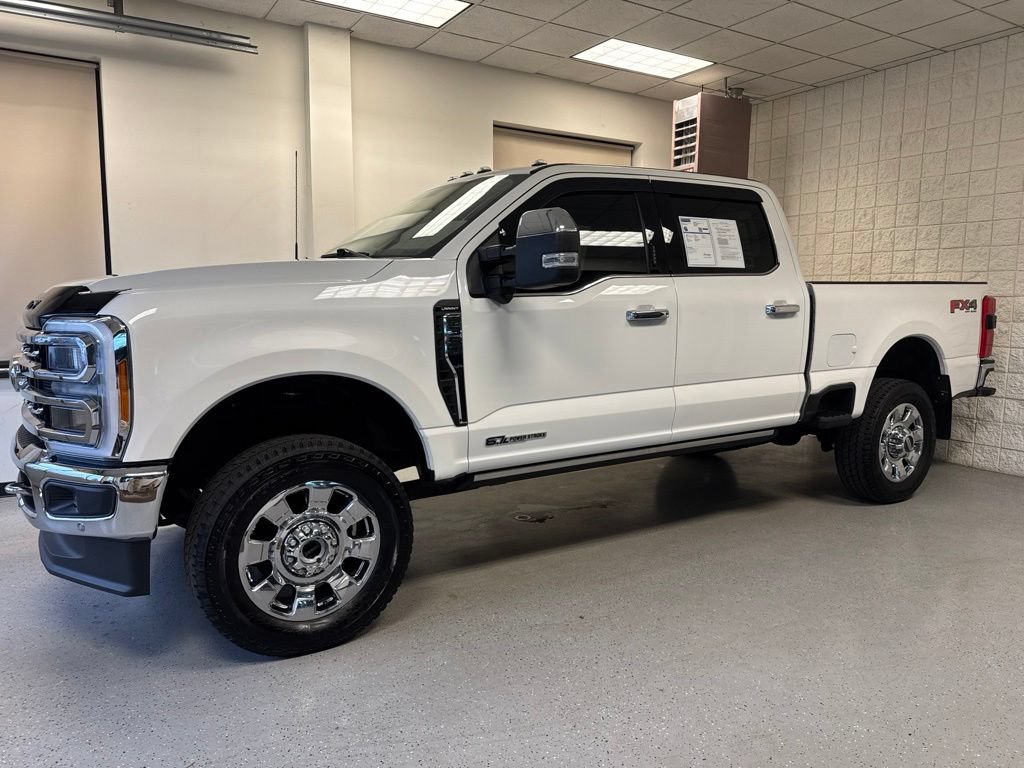 Used 2023 Ford F350 Lariat w/ Lariat Ultimate Package AWD/4WD image 51