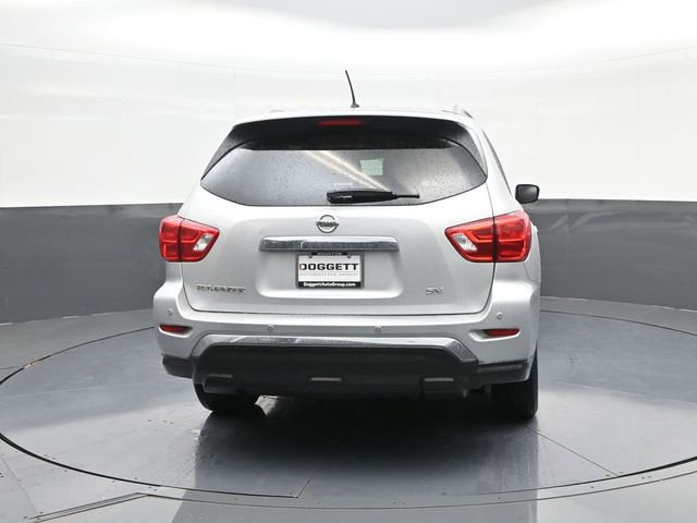 Used 2017 Nissan Pathfinder SV FWD image 11