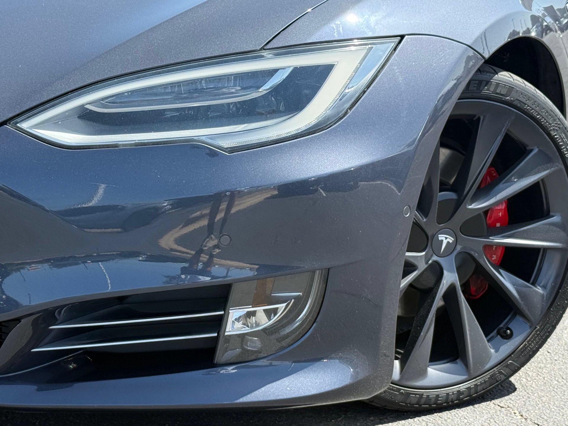 Used 2020 Tesla Model S Performance AWD/4WD image 3