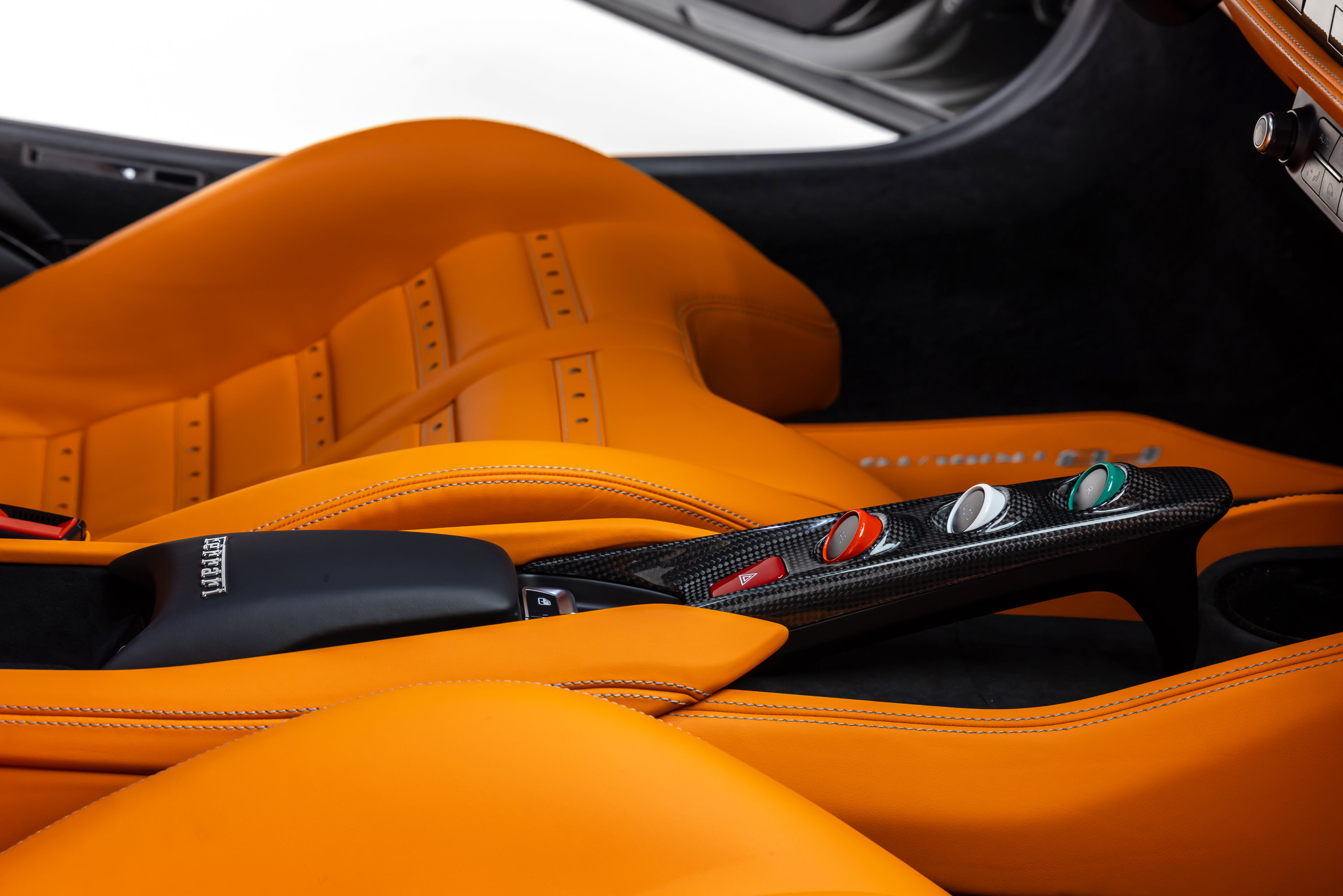 Certified 2022 Ferrari F8 Tributo RWD image 50