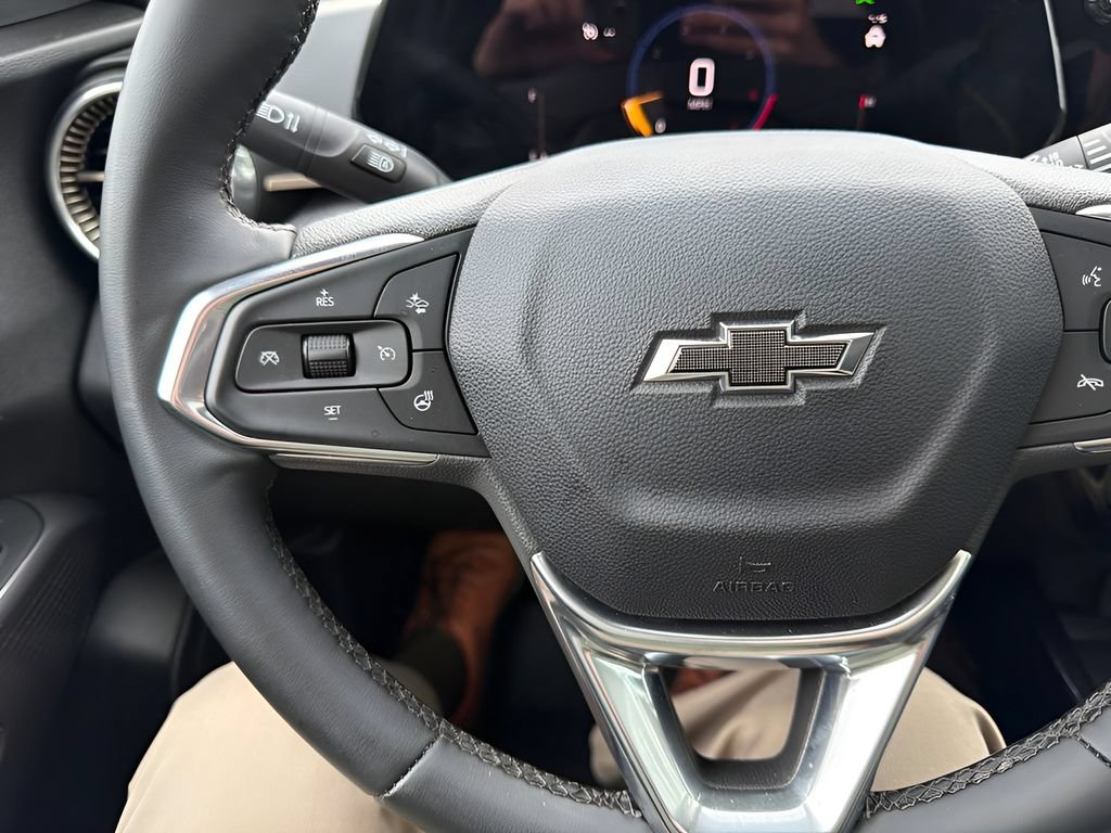 Used 2024 Chevrolet Trax ACTIV w/ Sunroof Package FWD image 14