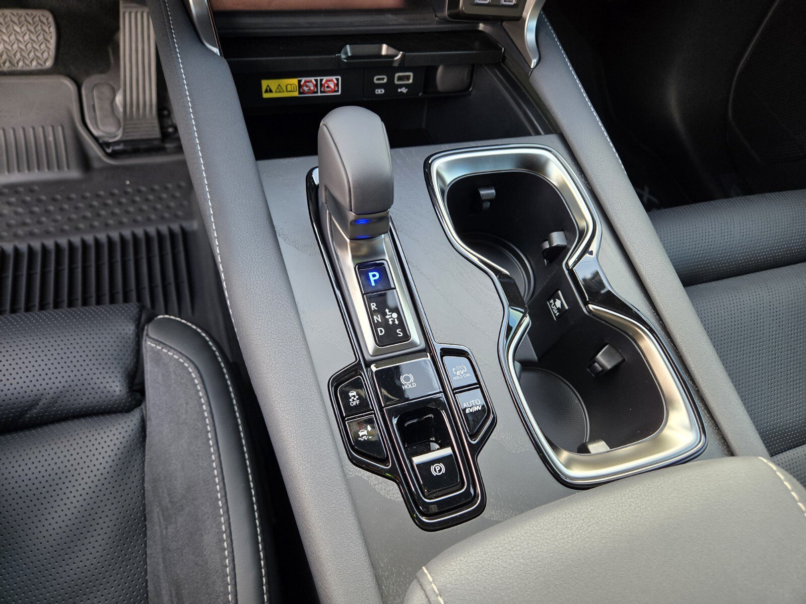 New 2026 Lexus RX 450h AWD image 12