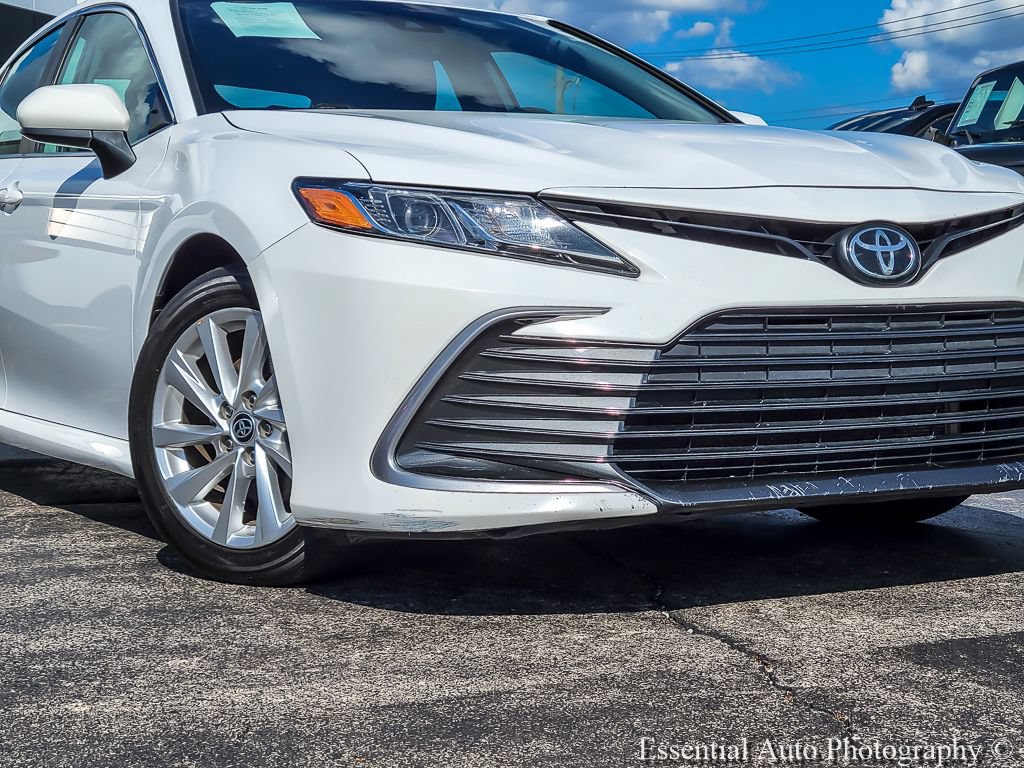 Used 2023 Toyota Camry LE FWD image 2