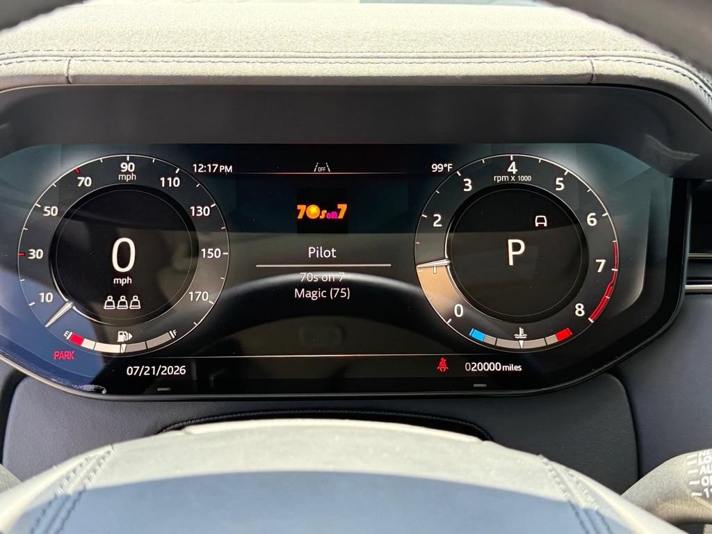 Used 2024 Land Rover Range Rover SE AWD/4WD image 25