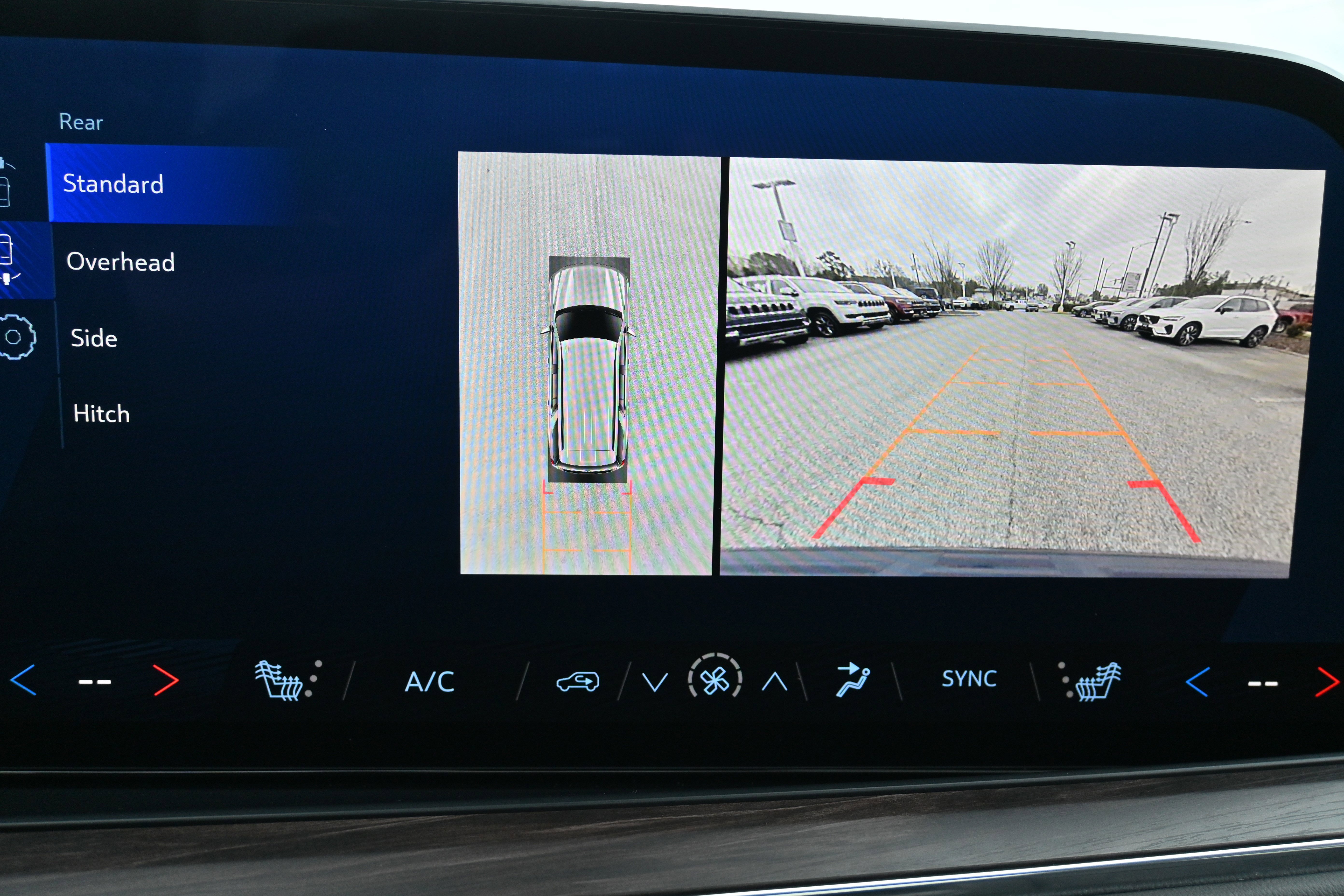 Used 2025 Chevrolet Tahoe Z71 w/ Z71 Off-Road Package image 27