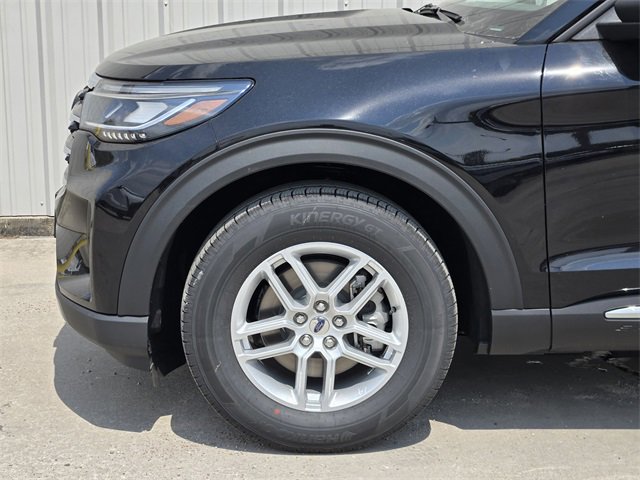 New 2025 Ford Explorer Active w/ Active Comfort Package image 8