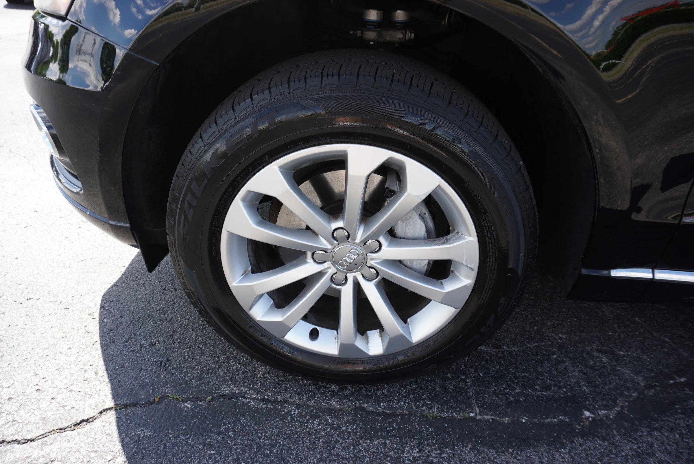 Used 2013 Audi Q5 2.0T Premium w/ Convenience Pkg AWD/4WD image 29