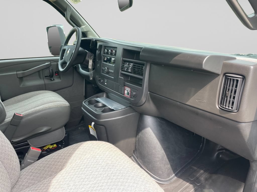 New 2026 Chevrolet Express 3500 w/ Power Convenience Package RWD image 10