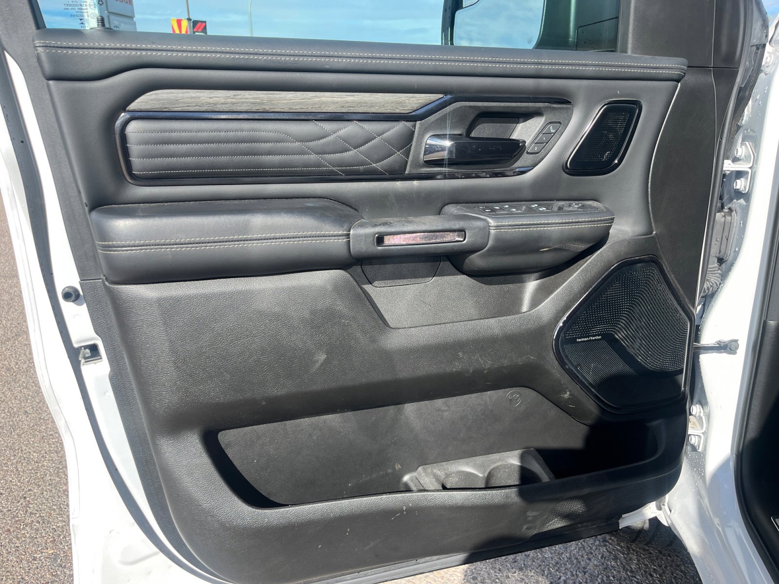 Used 2025 RAM 1500 Limited image 13