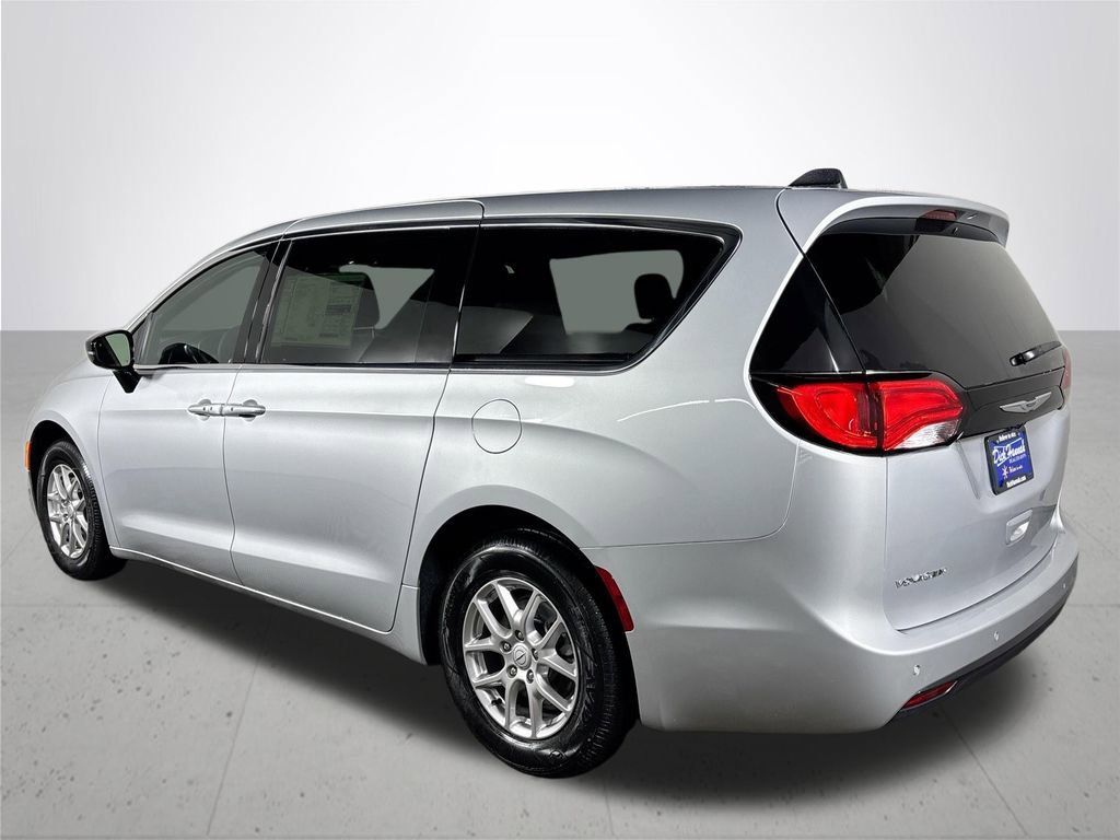 New 2026 Chrysler Voyager LX FWD image 8
