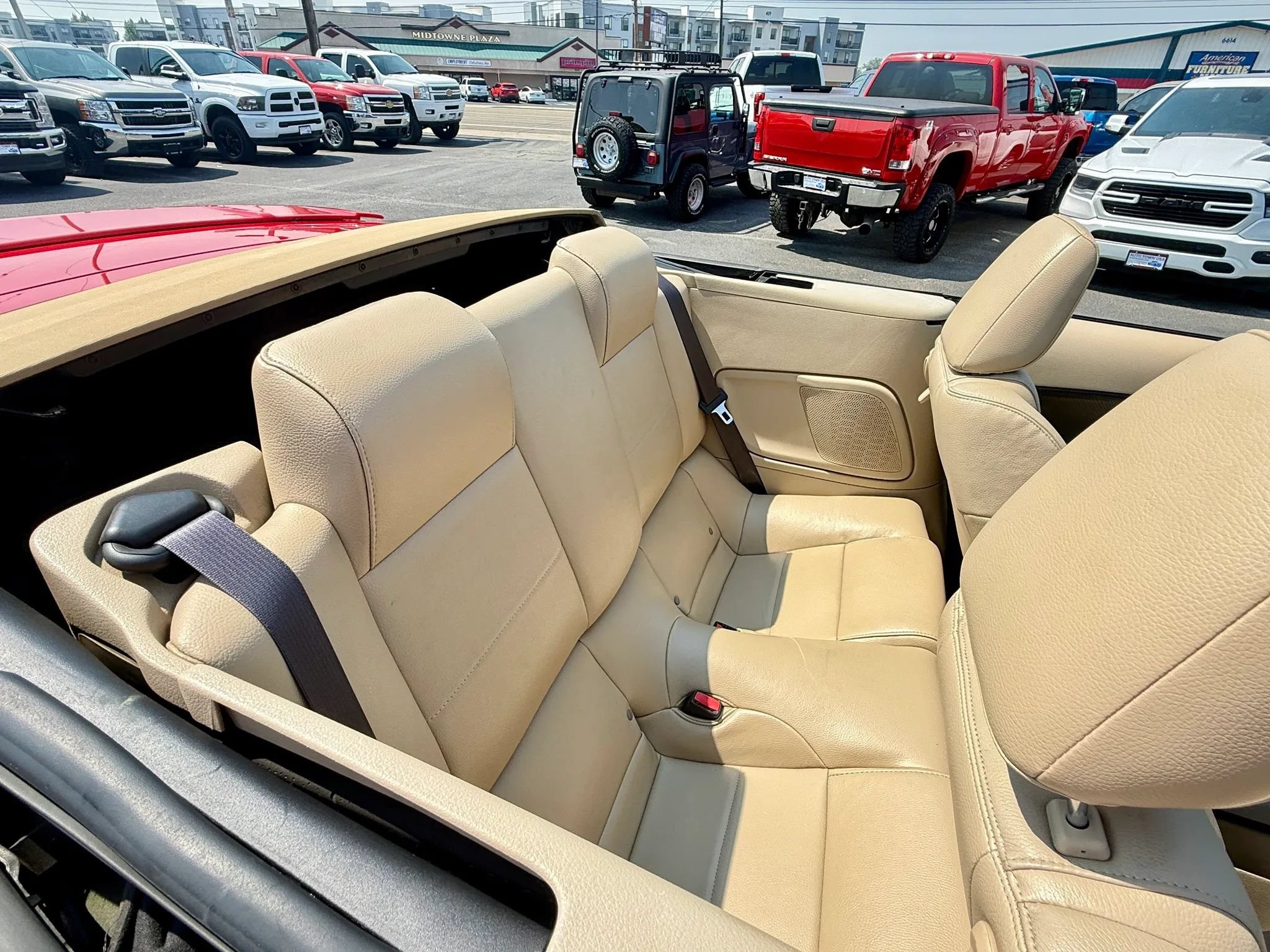 Used 2008 Ford Mustang Convertible RWD image 24