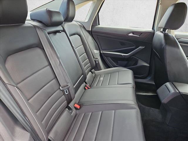 Used 2024 Volkswagen Jetta SE FWD image 18