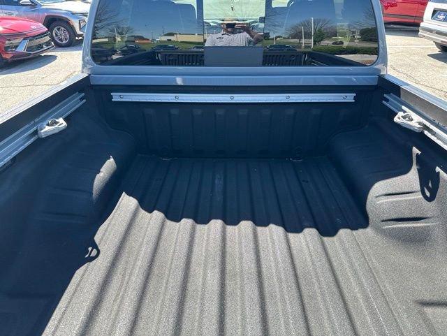 Used 2023 Nissan Frontier PRO-4X w/ Pro-4X Premium Package AWD/4WD image 13