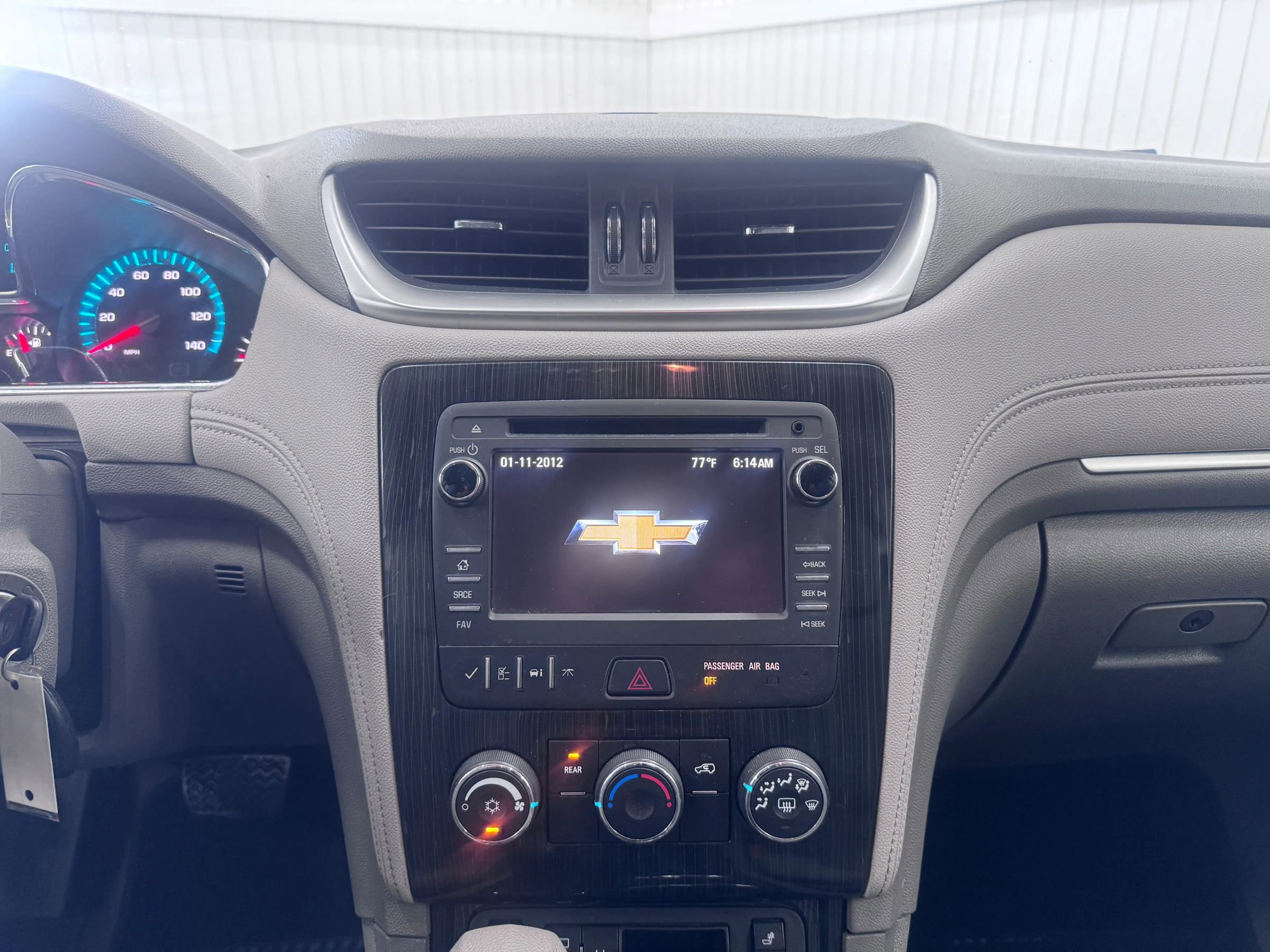 Used 2017 Chevrolet Traverse LT image 19