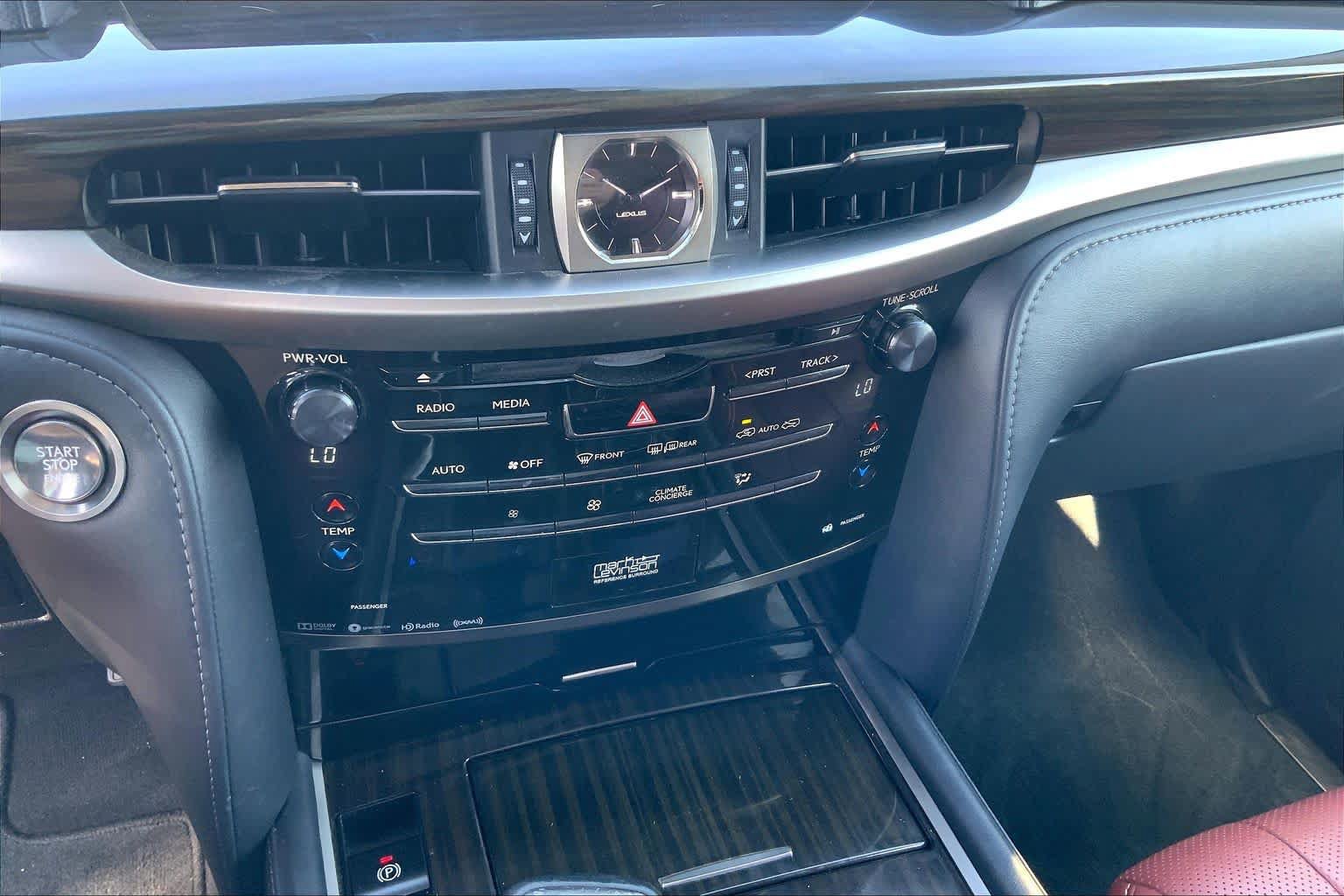 Used 2019 Lexus LX 570 4WD w/ Luxury Package image 35