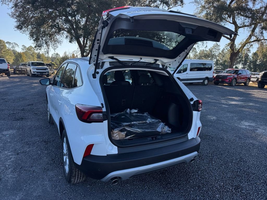 New 2026 Ford Escape Active w/ Tech Pack #1 FWD image 21