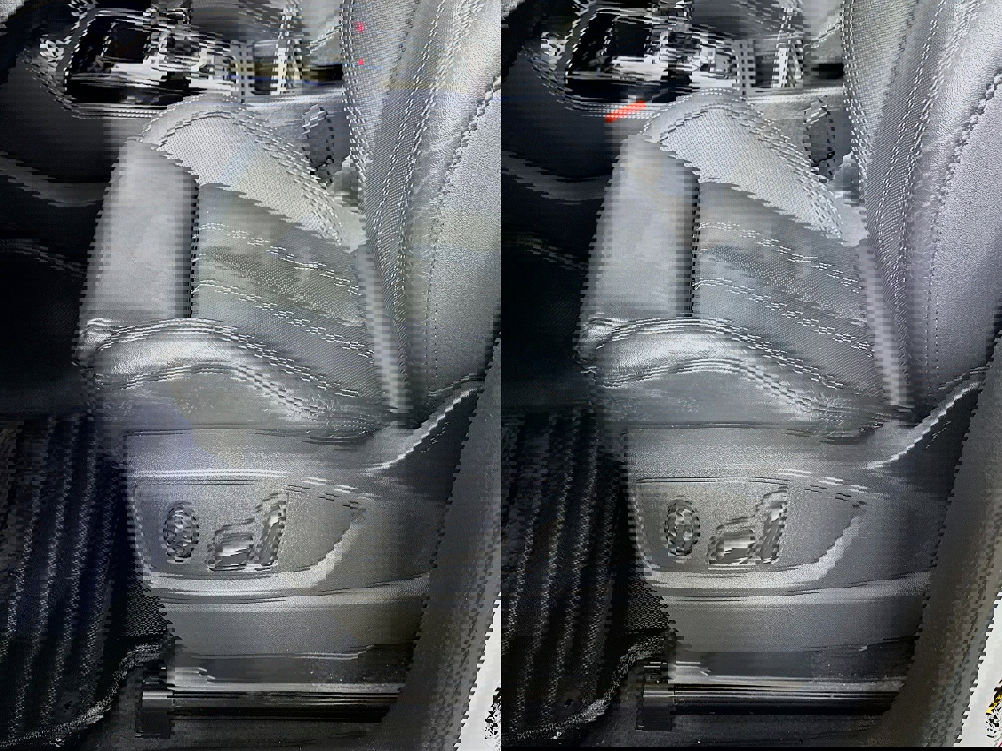 Used 2022 Audi Q5 e Premium Plus w/ Premium Plus Package image 22