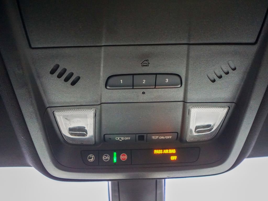 Used 2017 Cadillac XT5 FWD w/ LPO, Wheel Lock Package image 23