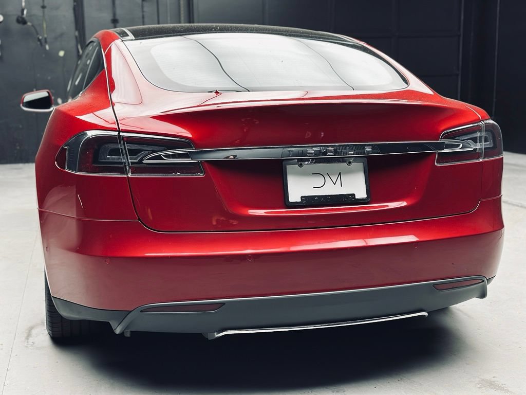 Used 2015 Tesla Model S 70D AWD/4WD image 16