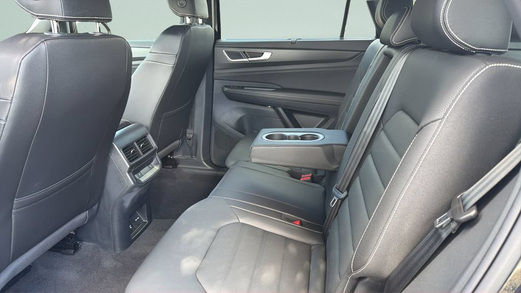 New 2026 Volkswagen Atlas Cross Sport SEL R-Line AWD/4WD image 33