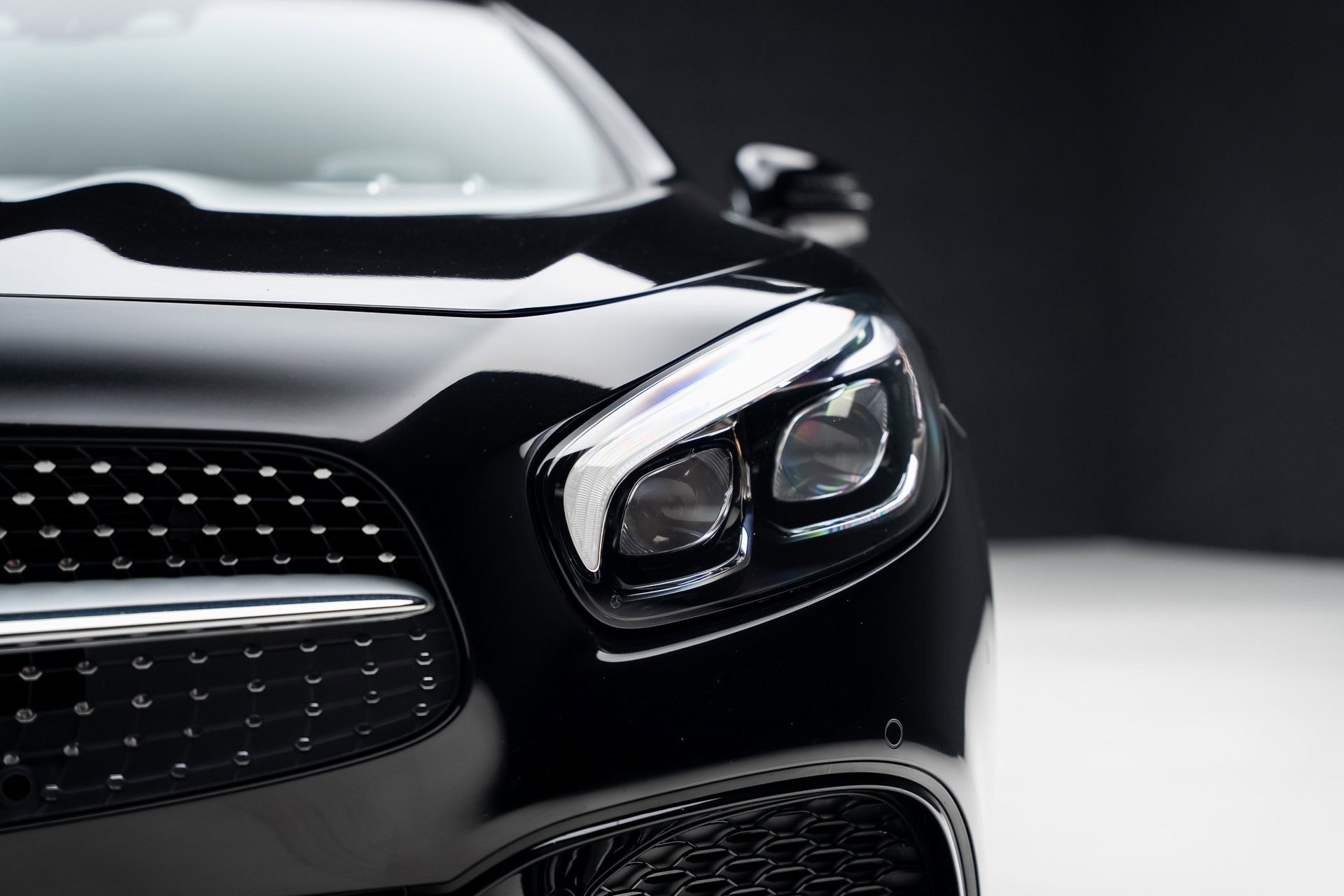 Used 2019 Mercedes-Benz SL 550 image 11