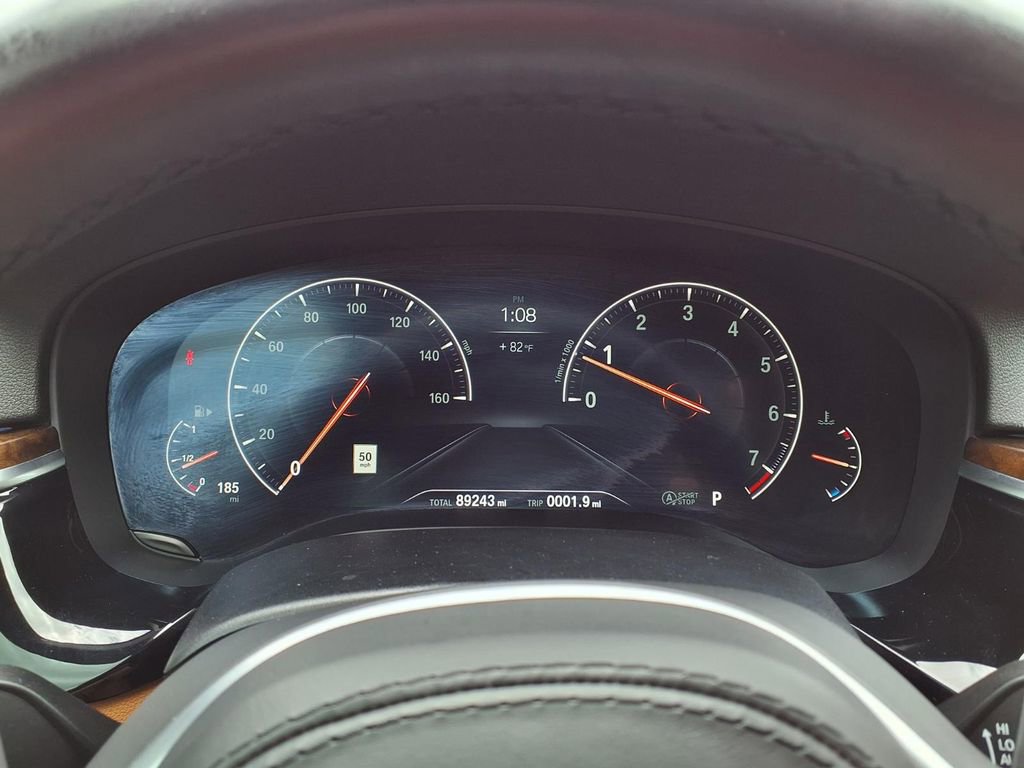 Used 2019 BMW 540i RWD image 36