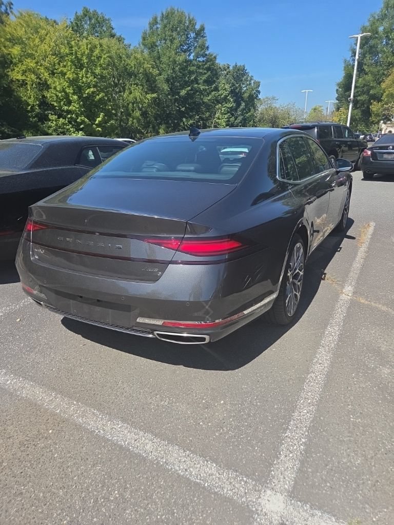 Used 2023 Genesis G90 3.5T AWD/4WD image 9