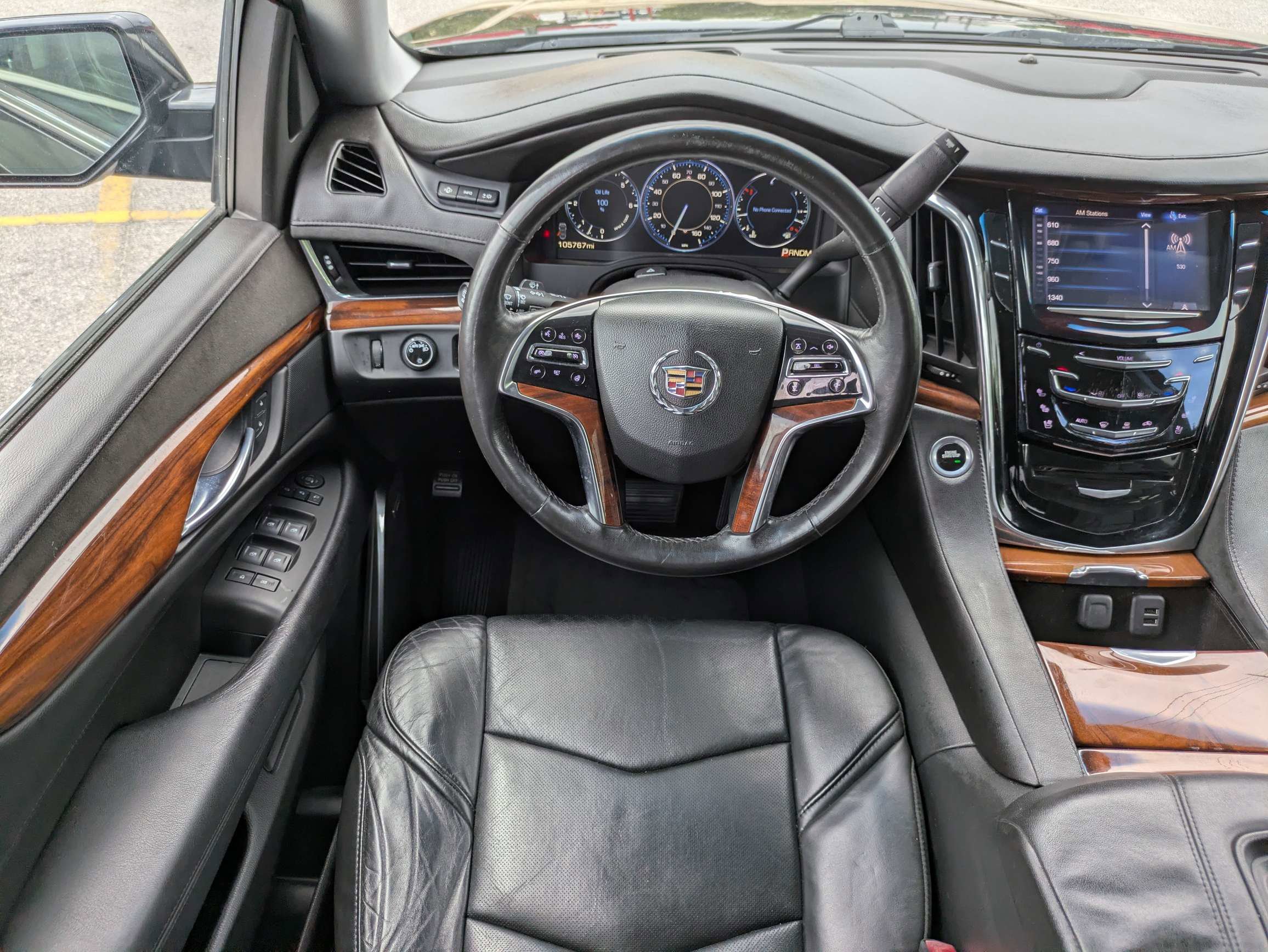 Used 2015 Cadillac Escalade Luxury RWD image 18