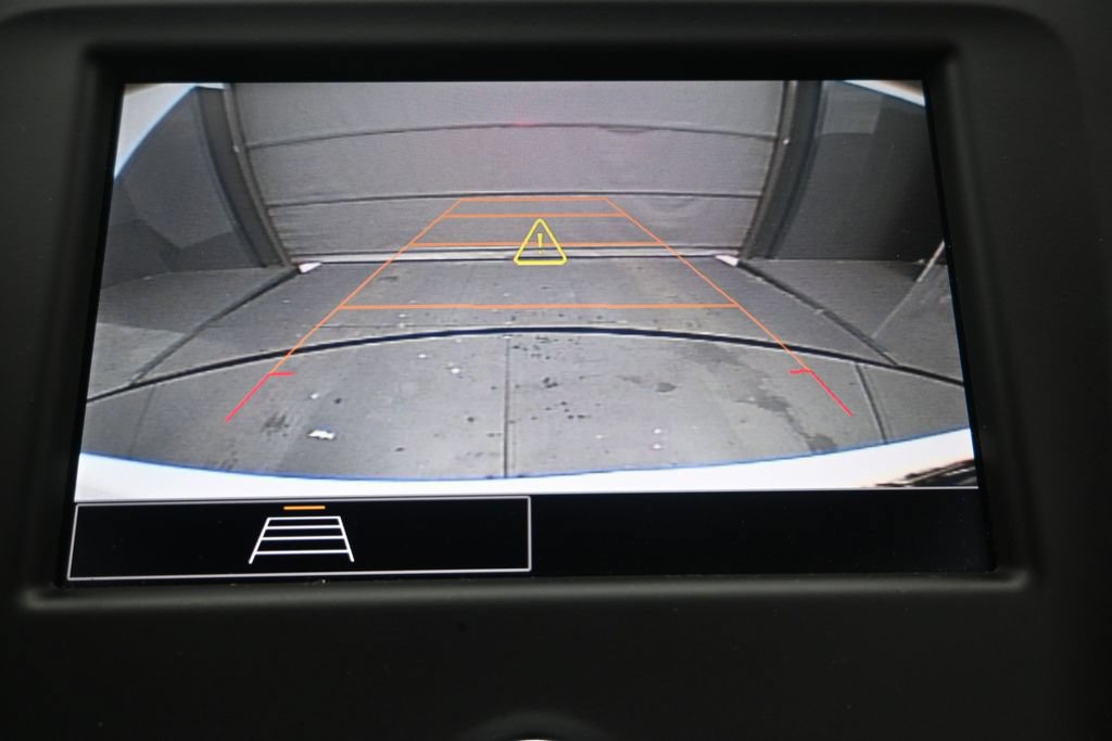 Used 2024 Chevrolet Equinox LT FWD image 24