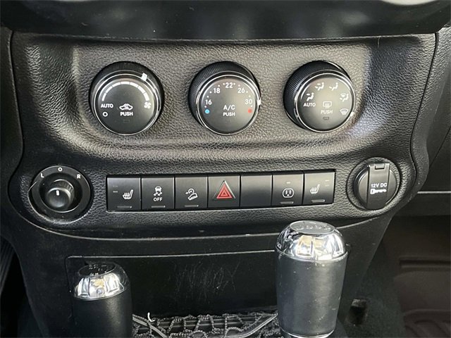 Used 2013 Jeep Wrangler Unlimited Sahara w/ Dual Top Group image 15