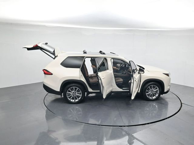 Used 2024 Toyota Grand Highlander Platinum image 49