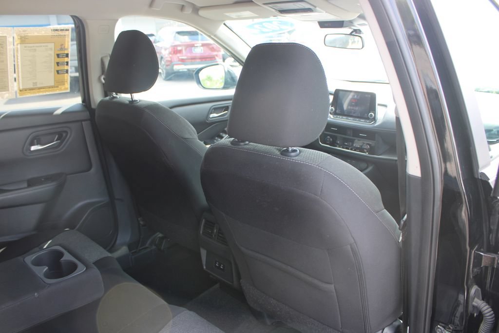 Used 2024 Nissan Rogue SV AWD/4WD image 33