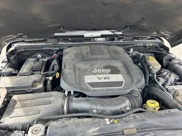 Used 2017 Jeep Wrangler Unlimited Rubicon image 37