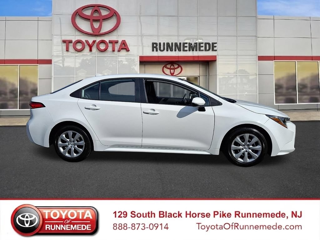 Certified 2026 Toyota Corolla LE FWD image 7