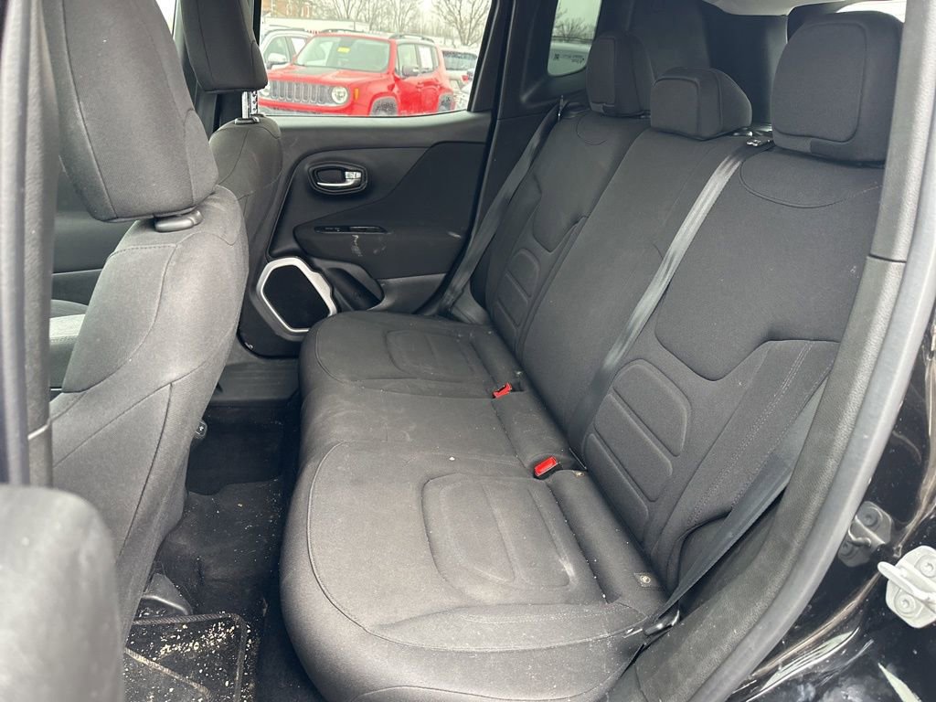 Used 2018 Jeep Renegade Latitude image 13