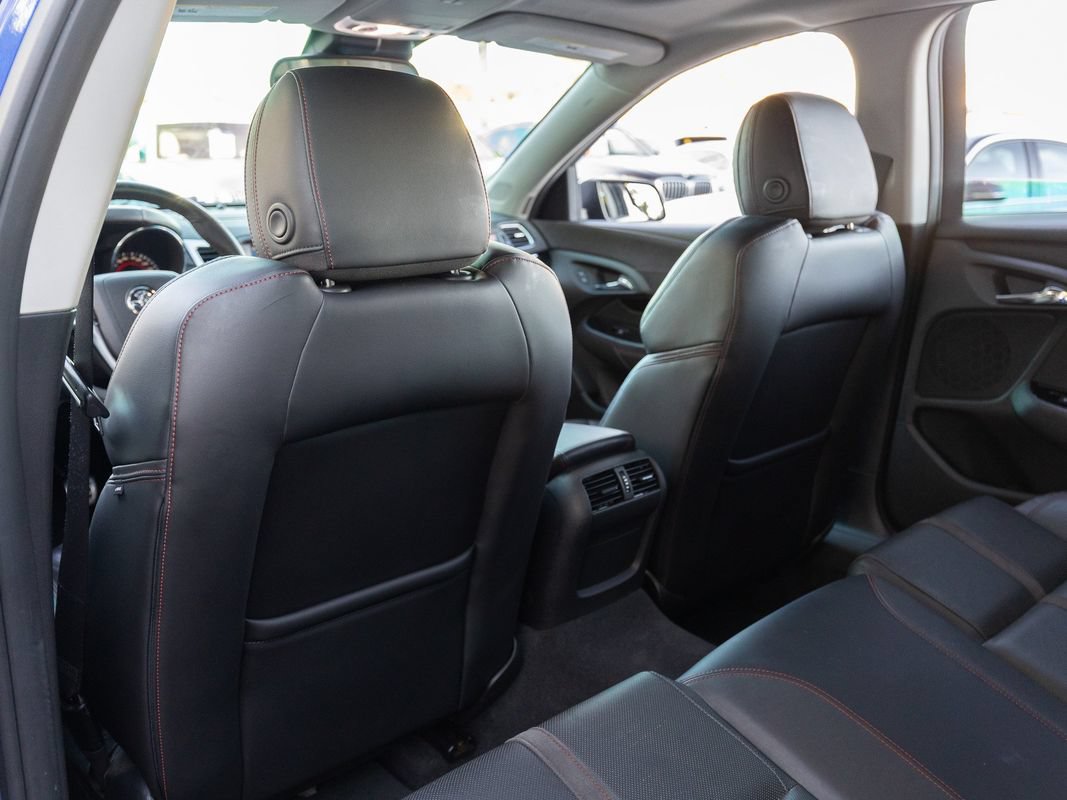 Used 2016 Chevrolet SS RWD image 31