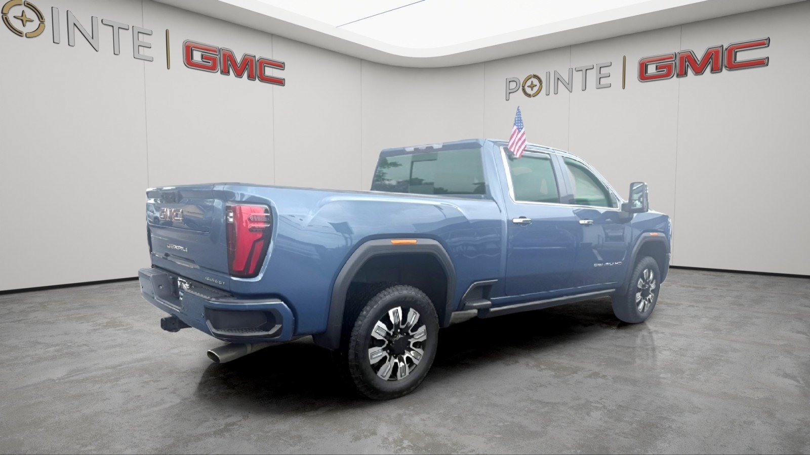 Used 2024 GMC Sierra 2500 Denali w/ Denali Reserve Package AWD/4WD image 5