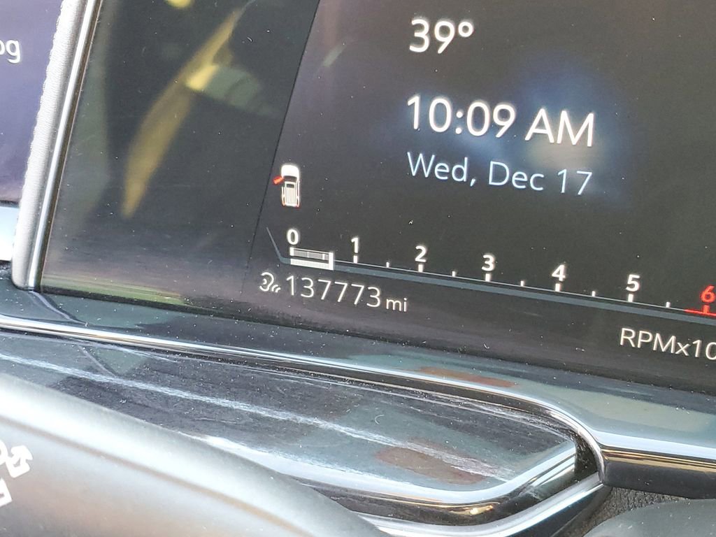 Used 2021 Cadillac Escalade Sport image 11