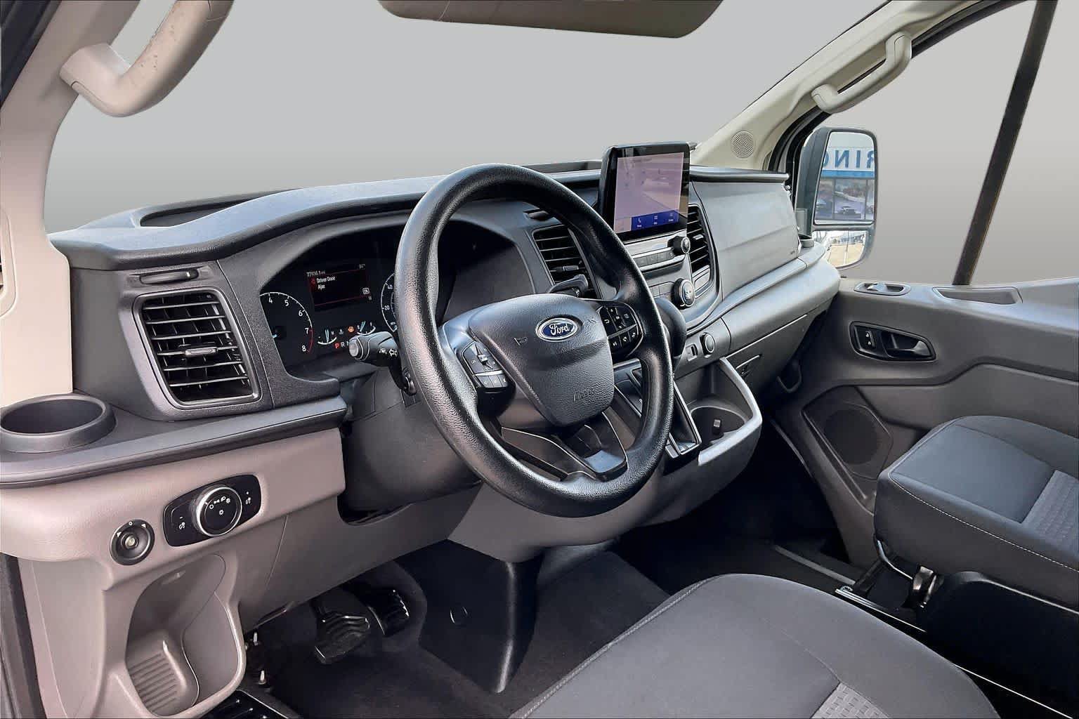 Used 2020 Ford Transit 150 XL RWD image 17