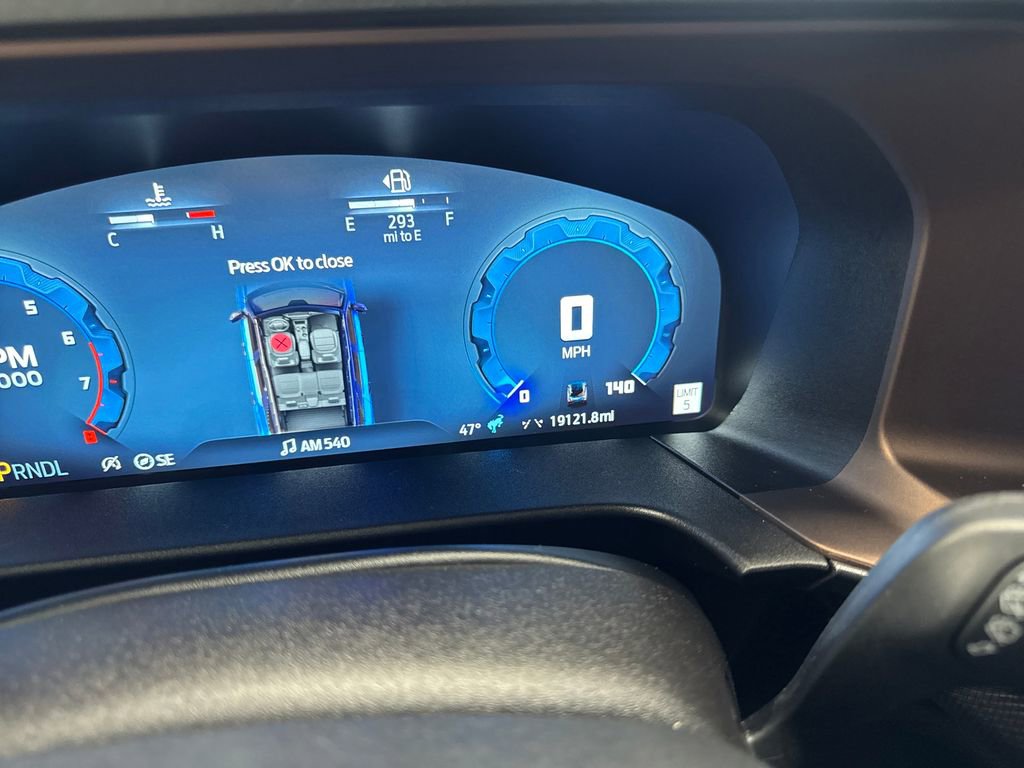 Certified 2025 Ford Bronco Sport Outer Banks w/ Outer Banks Tech Package+ AWD/4WD image 18