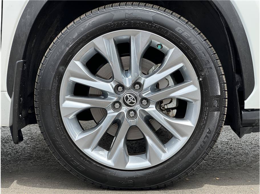 Used 2020 Toyota Highlander Limited AWD/4WD image 30