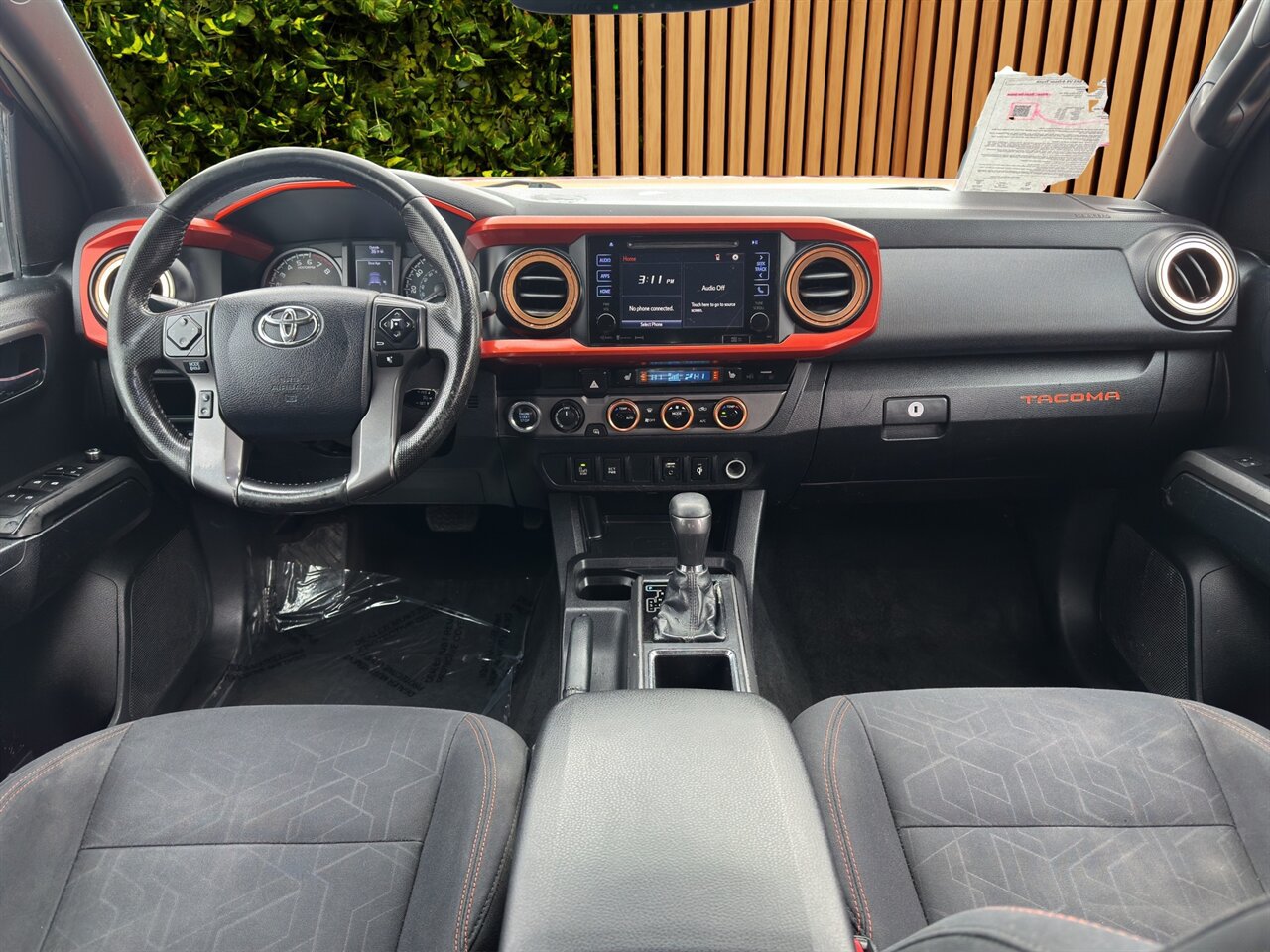 Used 2016 Toyota Tacoma TRD Sport AWD/4WD image 4