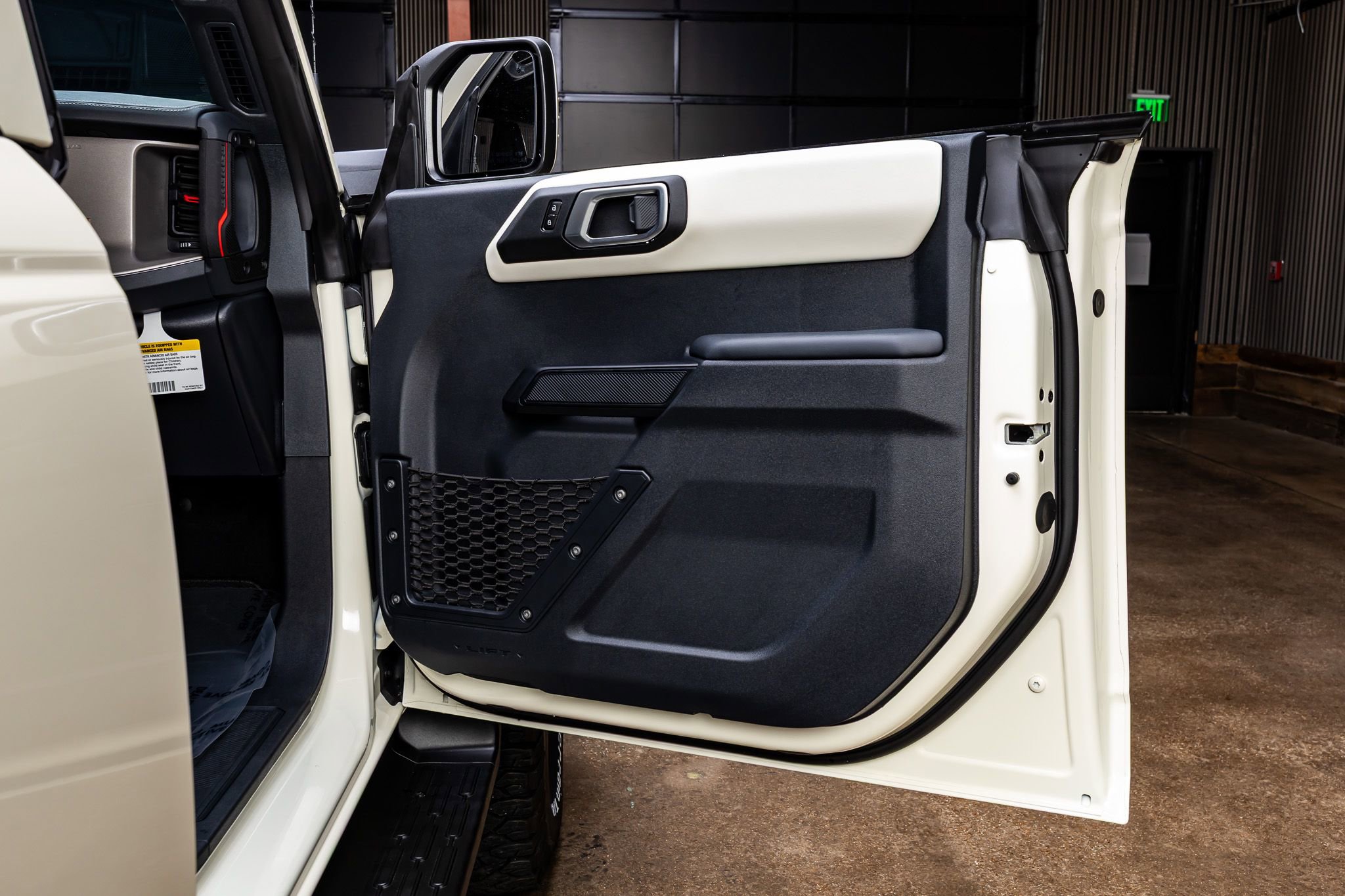 Used 2026 Ford Bronco Outer Banks AWD/4WD image 37