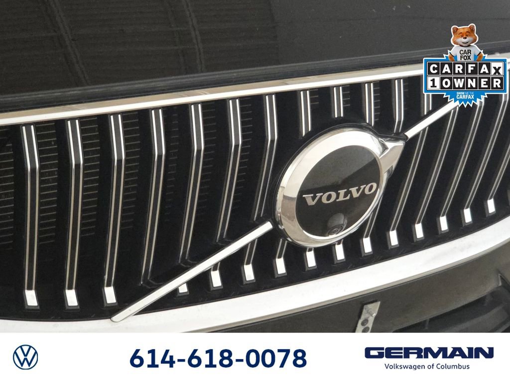 Used 2023 Volvo XC60 B5 Plus AWD/4WD image 15